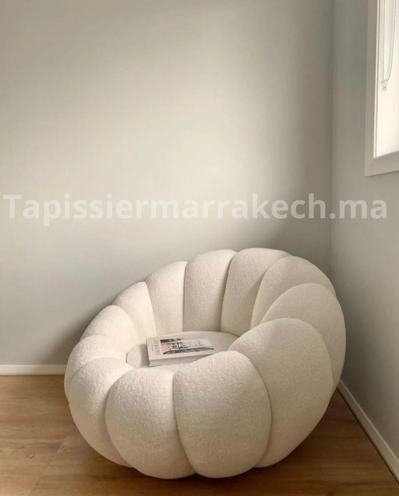 Fauteuil moderne rembourré avec tissu d'ameublement sur mesure