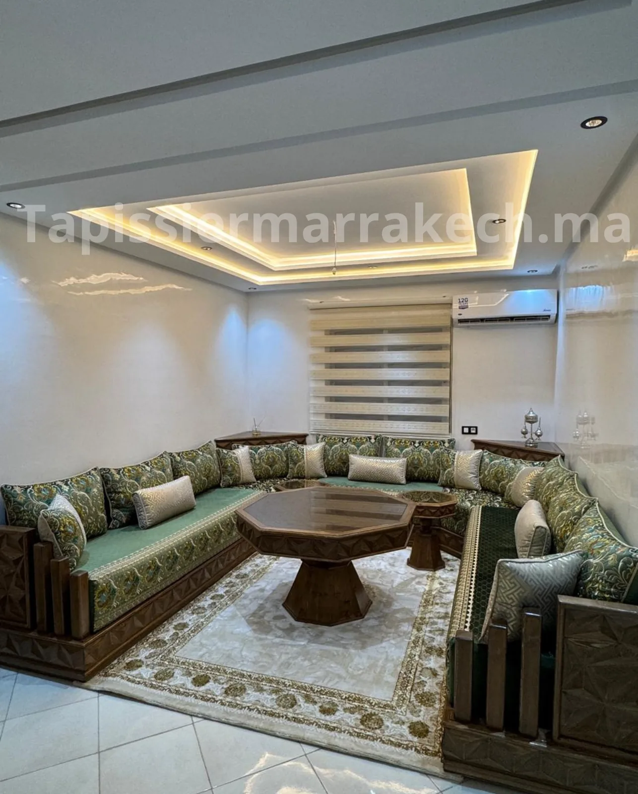 salon-marocain-vert-store-jour-nuit